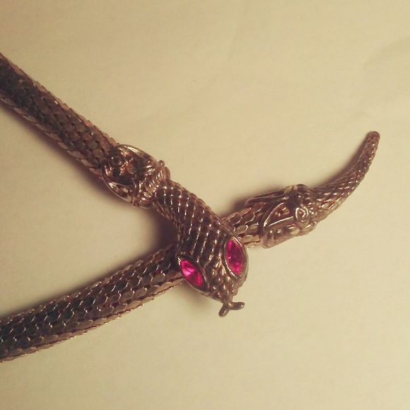Jewelry - Vintage 80s Mesh Serpent Necklace